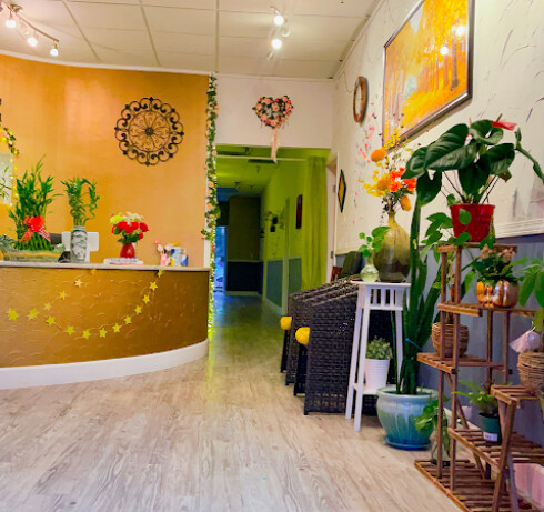Store Image
