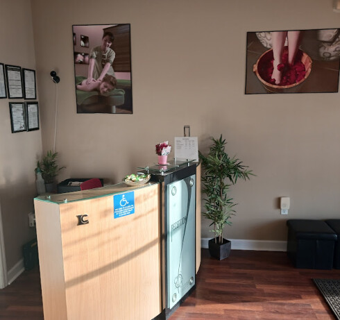 Store Image