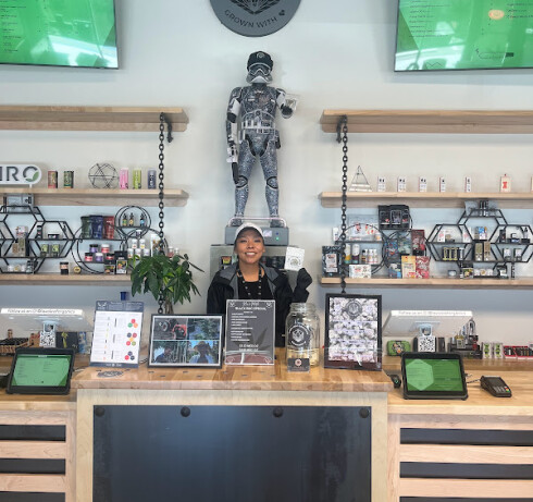 Store Image
