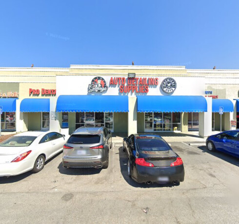 Store Image