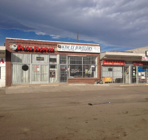 Store Image