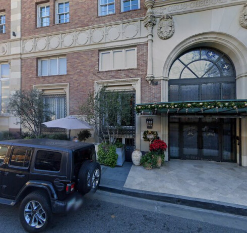 Store Image