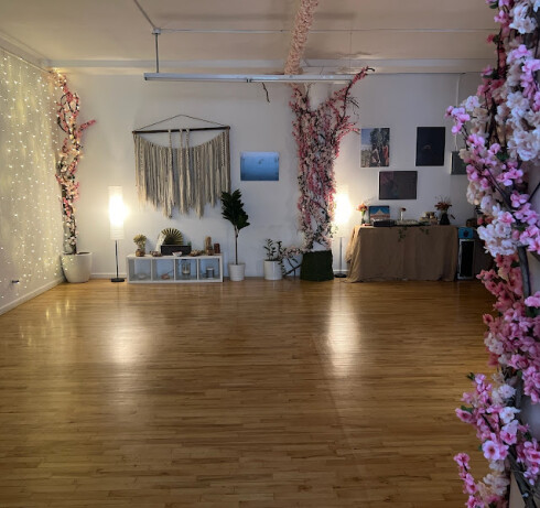 Store Image