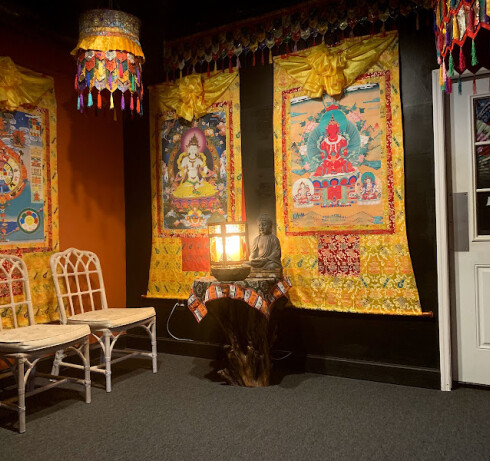 Store Image