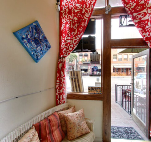 Store Image