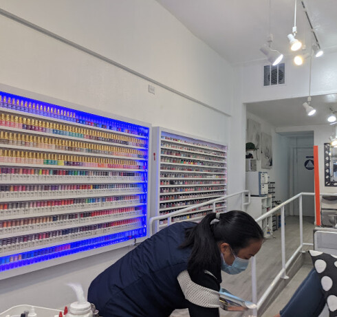 Store Image