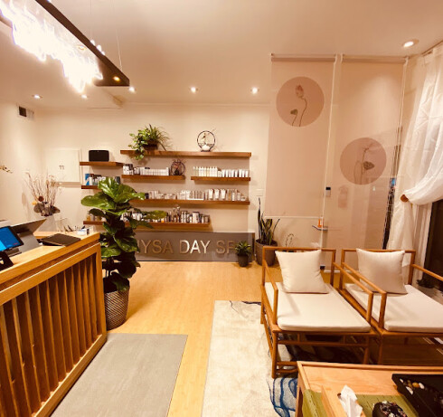 Store Image