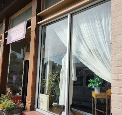 Store Image