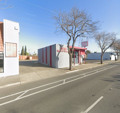 Store Image