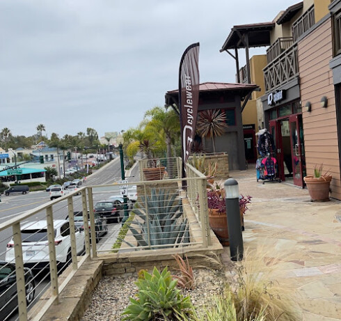 Store Image
