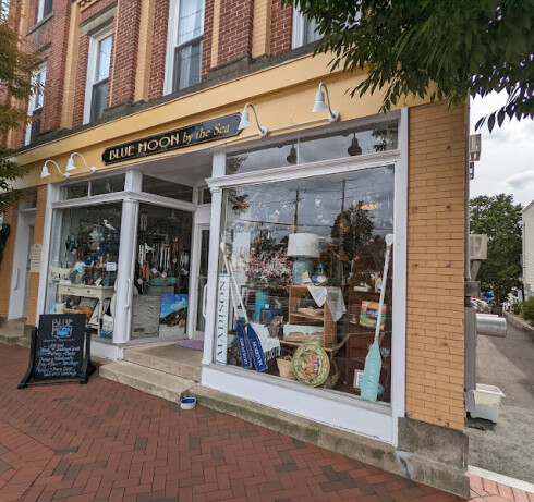 Store Image